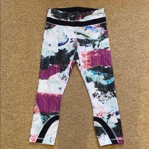 Lululemon Cropped Leggings (size 4)